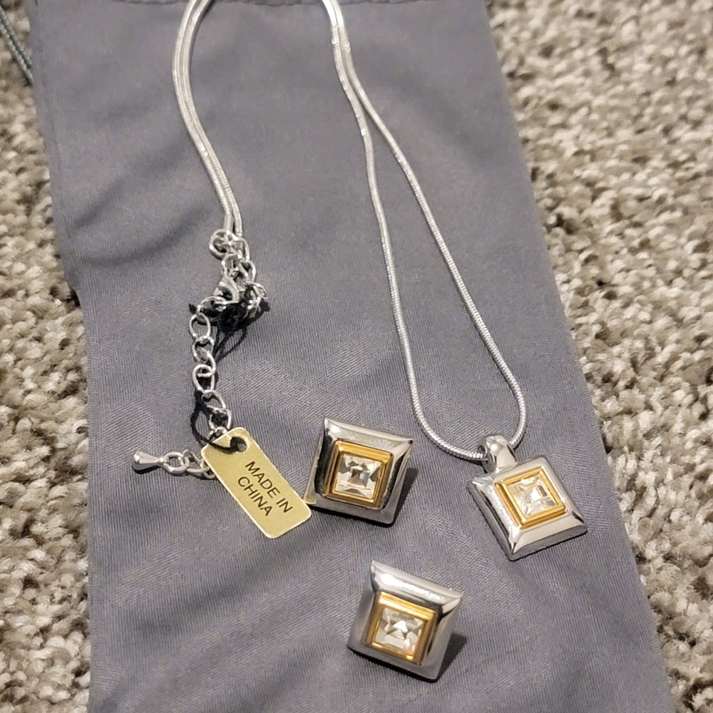 SOLD - Picture 1 of 6